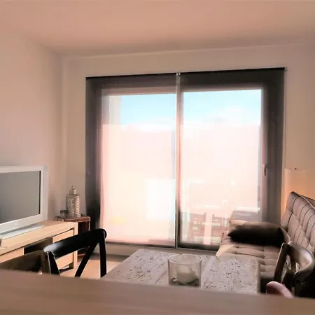 R Marine 434 Apartment *