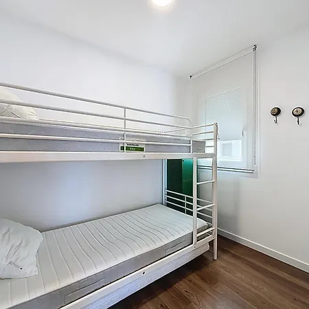 R Marine 434 Apartman