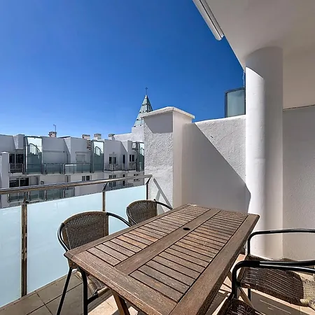 R Marine 434 Apartman *